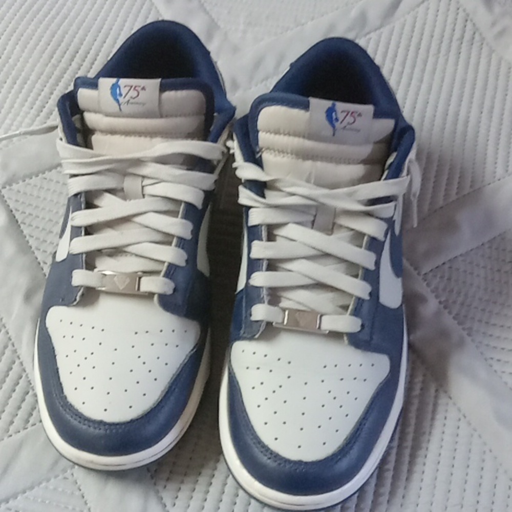 Boys shoes